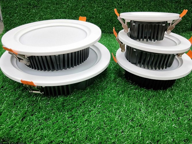 Die casting LED COB downlight heatsinks real pictures